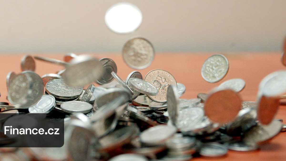 Srovnání spořicích účtů v březnu 2026: kdo udržel úrokovou sazbu nad 5 %?