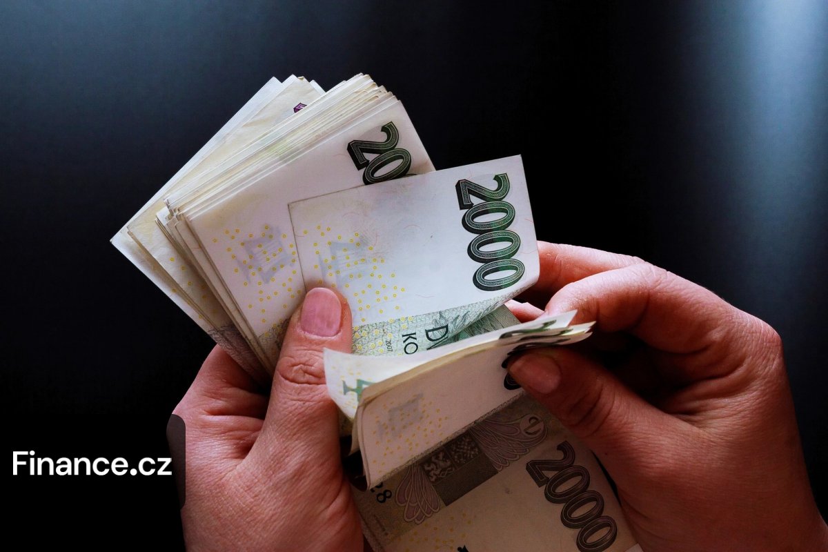 Změny ve mzdách příští rok: dohodáři si budou moci příští rok vydělat více, někteří poplatníci přijdou o daňový bonus